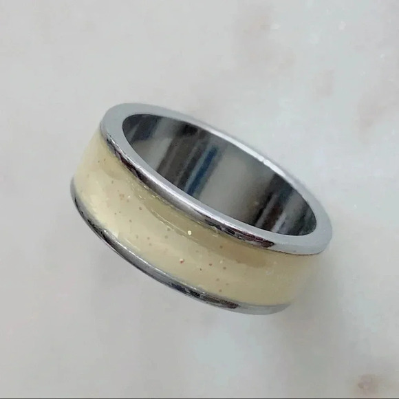 Silver enamel ring band, Sz 5.5, Sparkling  yellow/cream, Bloomingdales - Picture 3 of 6